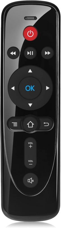 Сменный пульт дистанционного управления с функцией голосового управления.