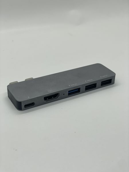 usb-c HUB адаптер.